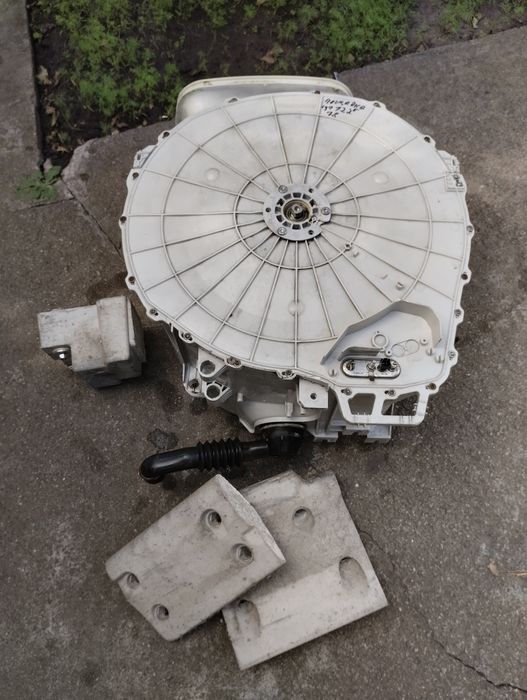 Бак с барабаном на стиральную машину Вирпул Аристон