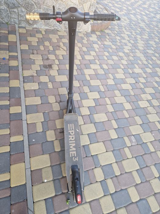 Електросамокат Prime3 EES22