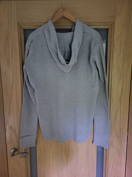 Sweter szary z kapturem Top Secret