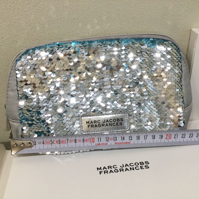 Оригінал фірмова косметичка  Marc Jacobs в коробці