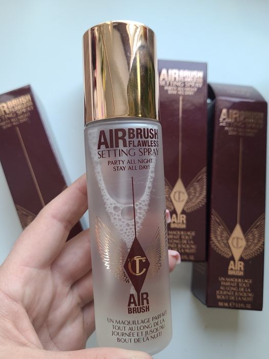 Фіксуючий спрей для макіяжу Charlotte Tilbury