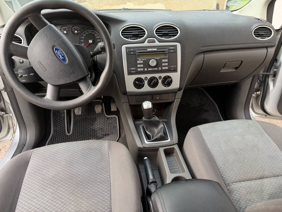 Ford focus 2 2006р гарний стан