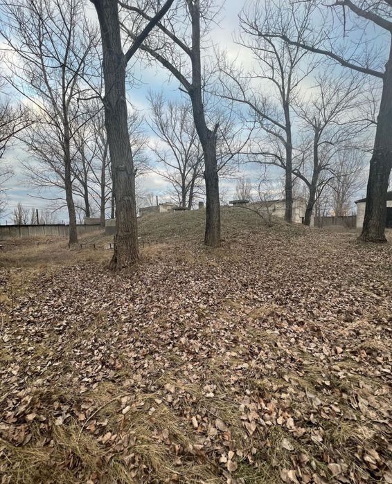 Продам складские помещения с участком