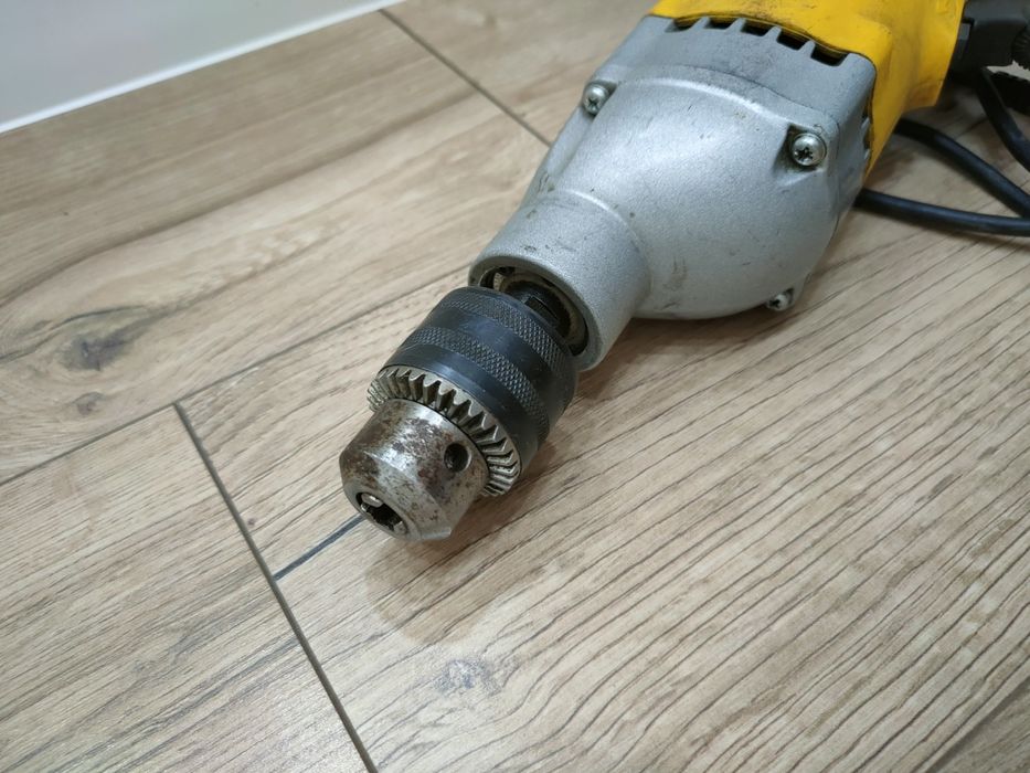 Електричний ударний дриль STDH8013 від Stanley потужністю 800 Вт