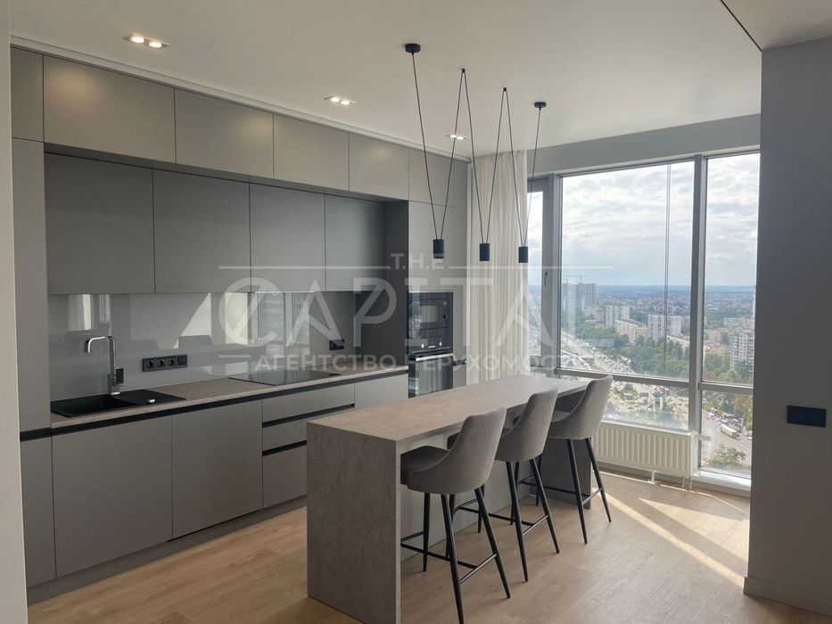 Продаж 3к квартира ЖК Метрополіс Голосіївський парк Іподром ВДНГ