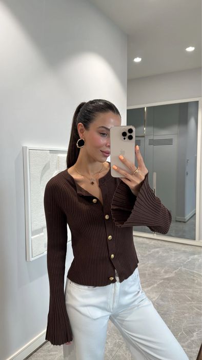 Шоколадний кардиган із золотою фурнітурою, кардиган шоко на ґудзиках