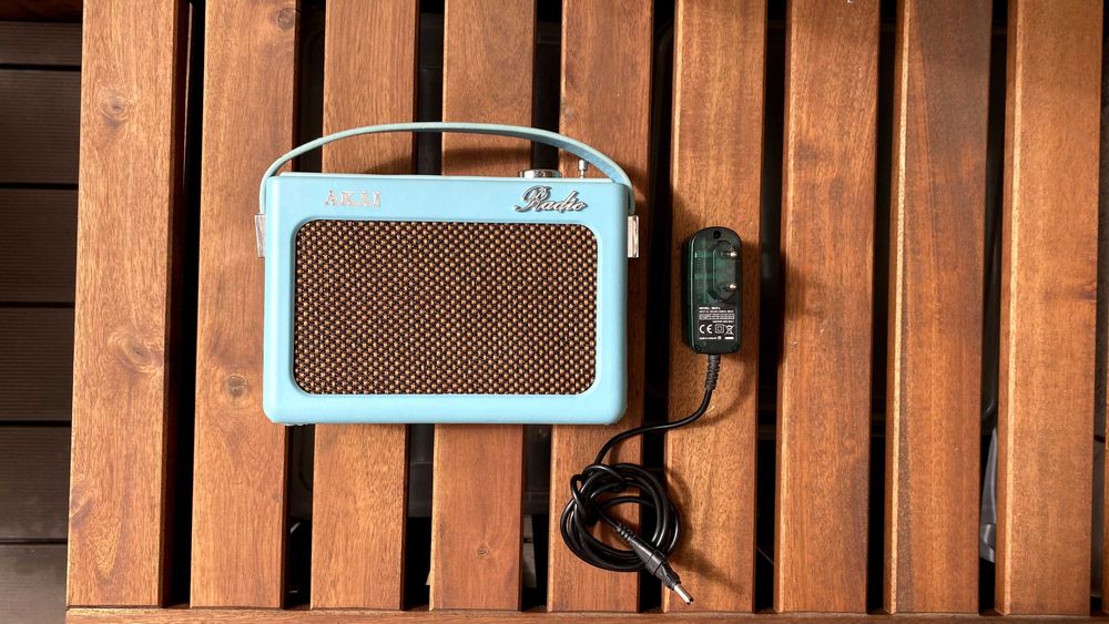 Rádio Despertador Akai R150BT Vintage Azul (Usado)