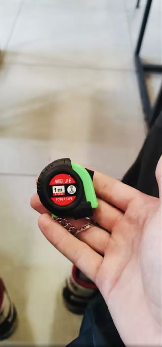 Брелок рулетка на ключі 1м шкала метрична і дюймова нова якісна зручна