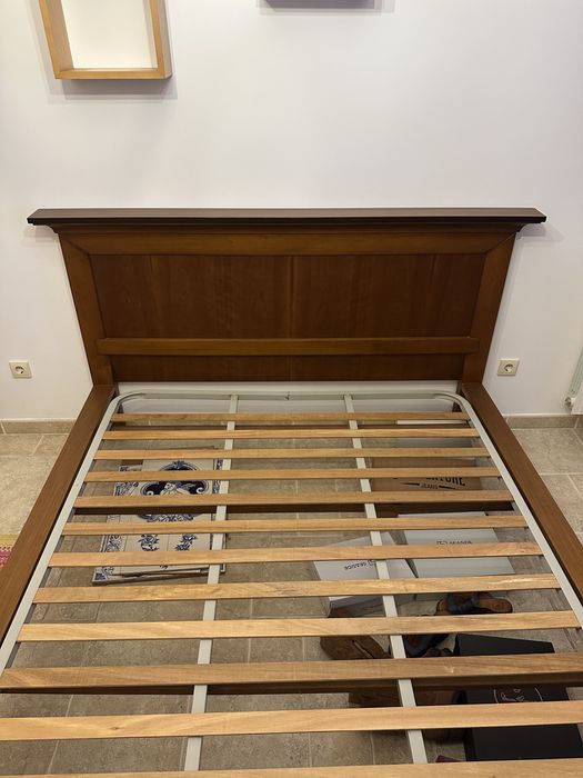 Cama Casal com estrado