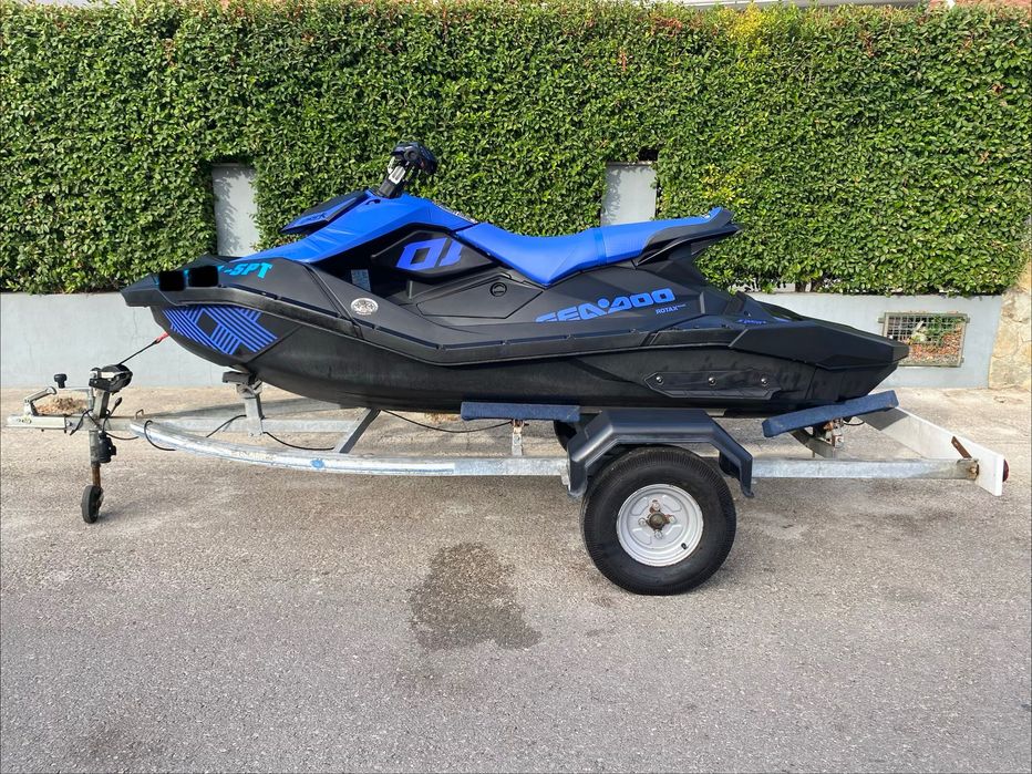 Seadoo Spark 3UP 2023 com apenas 25h