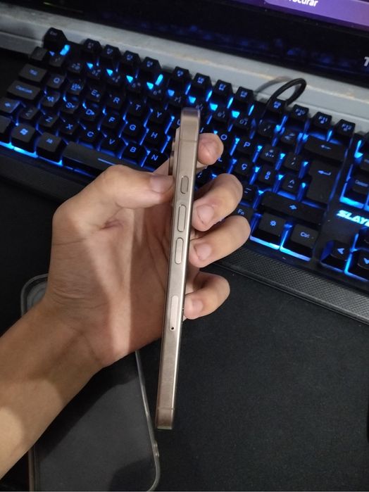 Vendo iphone 16 pro