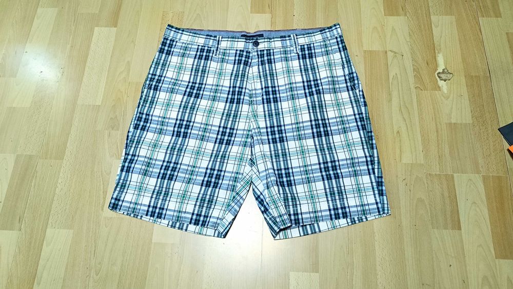 Męskie krótkie spodnie TOMMY HILFIGER r.XL(W38) stan bardzo dobry