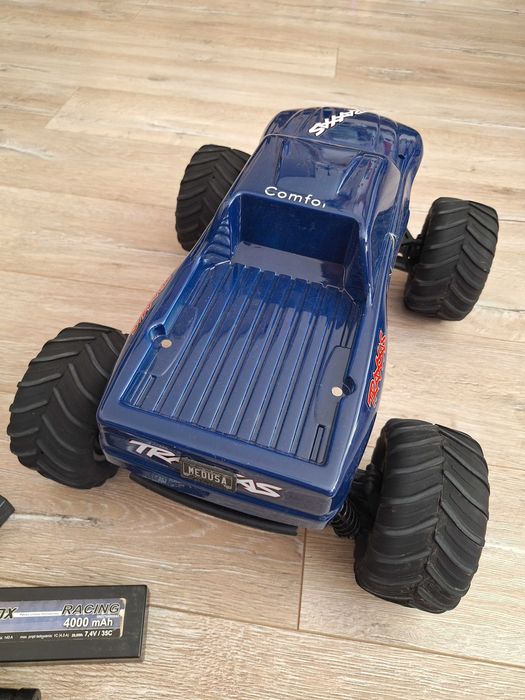 Samochód RC Arrma Gorgon komplet super stan obudowa Traxxas
