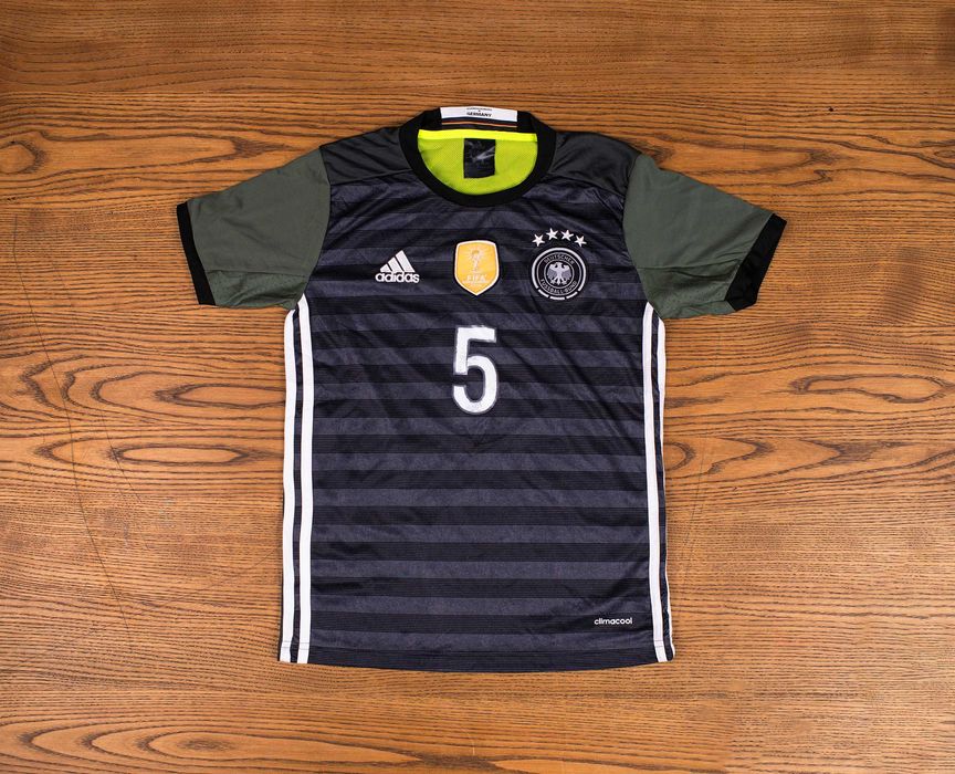 Дитяча футбольна футболка Збірної Німеччини Матс Хуммельс №5