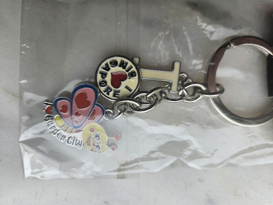 Chaveiro de Metal Novo I Love Singapore com letra I