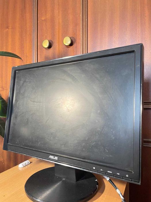 Monitor Asus VW193 19"