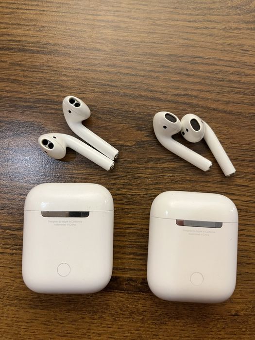 Бокс наушников  Air Pods ( model A 1602) за все.