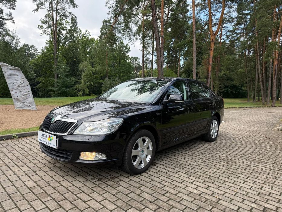 Skoda Octavia KOMFORTOWE AUTO Navi Podgrzewane Fotele Serwis Perfekcyjny Stan