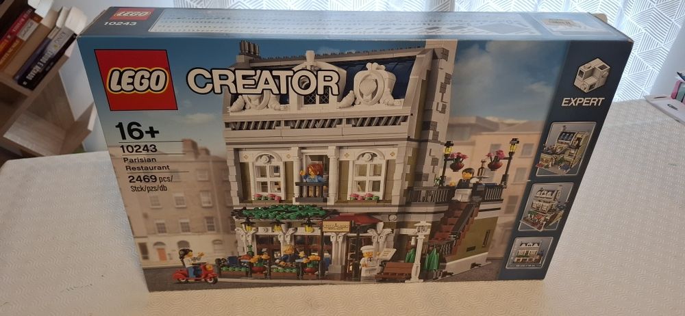 Legos creator expert