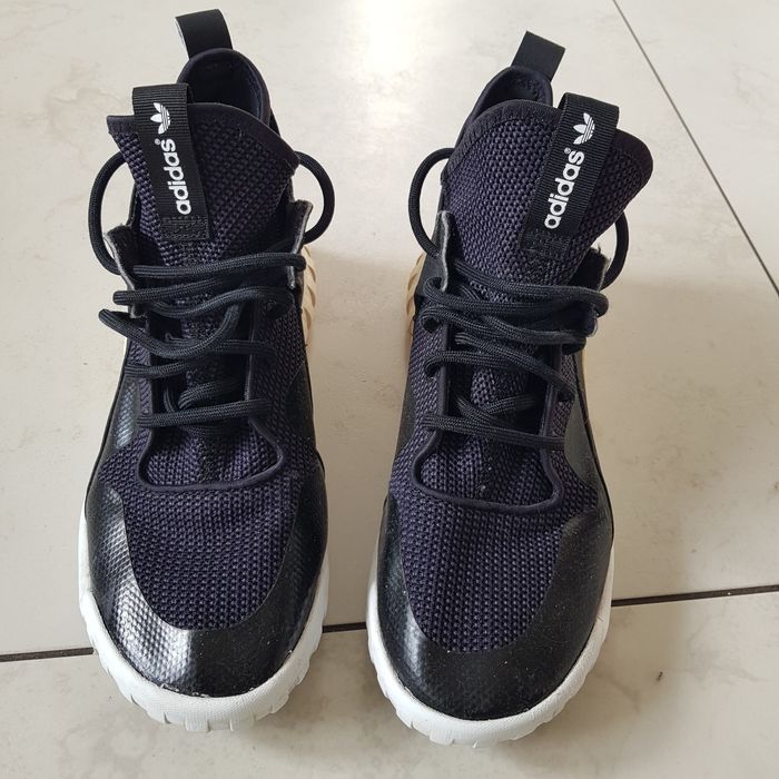 Adidas   r 41 1/3