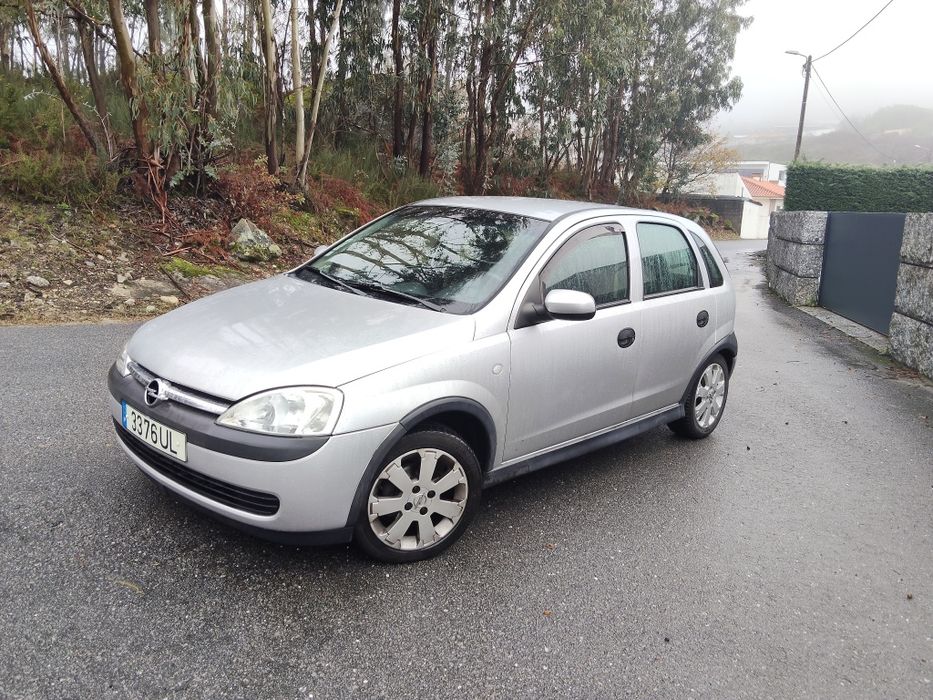 Opel corsa a gasolina baratinho... irrepreensível.com ar condicionado