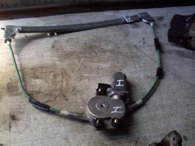 ELEVADOR FRENTE ESQUERDO FIAT PUNTO 60 1.2 (176AP, 176AR, 176AQ, 176BB) 60CV 124...