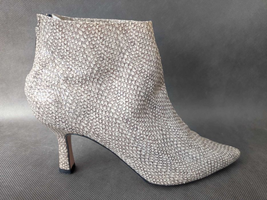 - StimM - Markowe botki R. 41