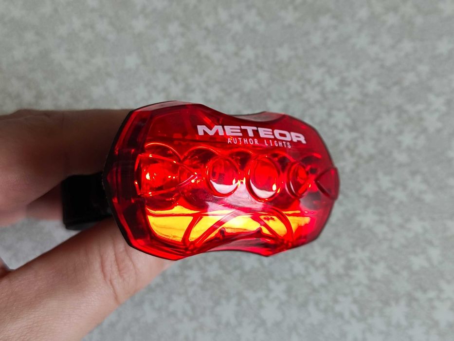 Велосипедный стоп-сигнал Author Meteor. Как новый. Мигалка для велосипеда.