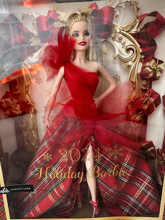 Колекційна лялька Barbie Signature Святкова блондинка