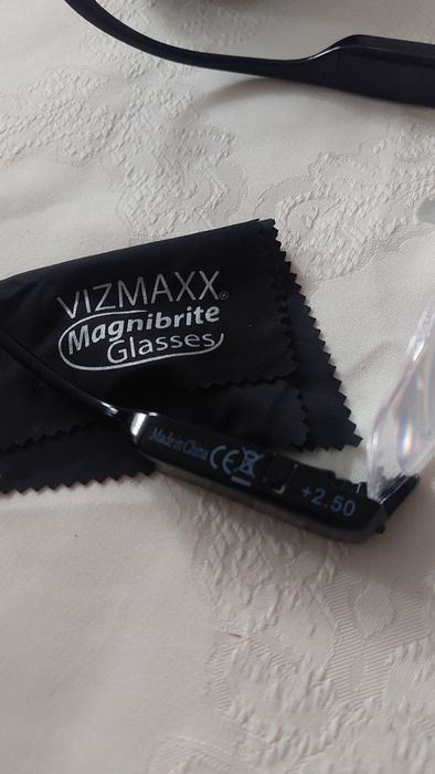 Okulary powiększające  Vizmaxx magnibrite glasses  że światłem led