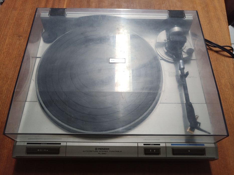Gira discos Pioneer PL-340