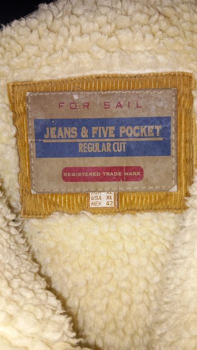 Casaco bombazine com forro em pelo desportivo