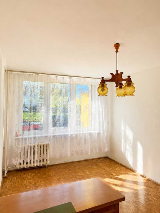 2-pokojowe mieszkanie w centrum – świetna lokalizacja, parter, duży potencjał aranżacyjny