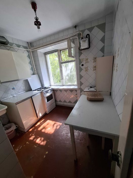 Продаж 3 кімнатної квартири. Центр. Вул. Київська.