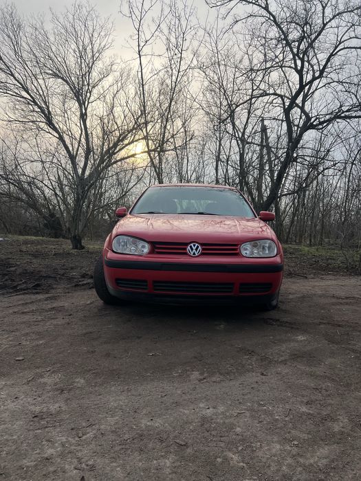 Автомобіль Golf 4 1.4 16V