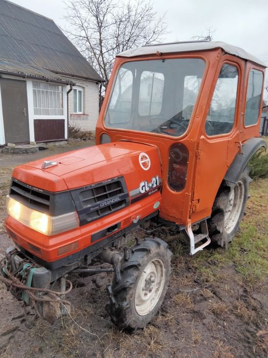 Японський мінітрактор кубота  жл21