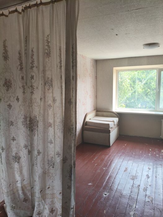 Здам кімнату в гуртожитку центр