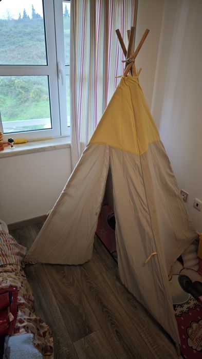 Tenda de brincar criança