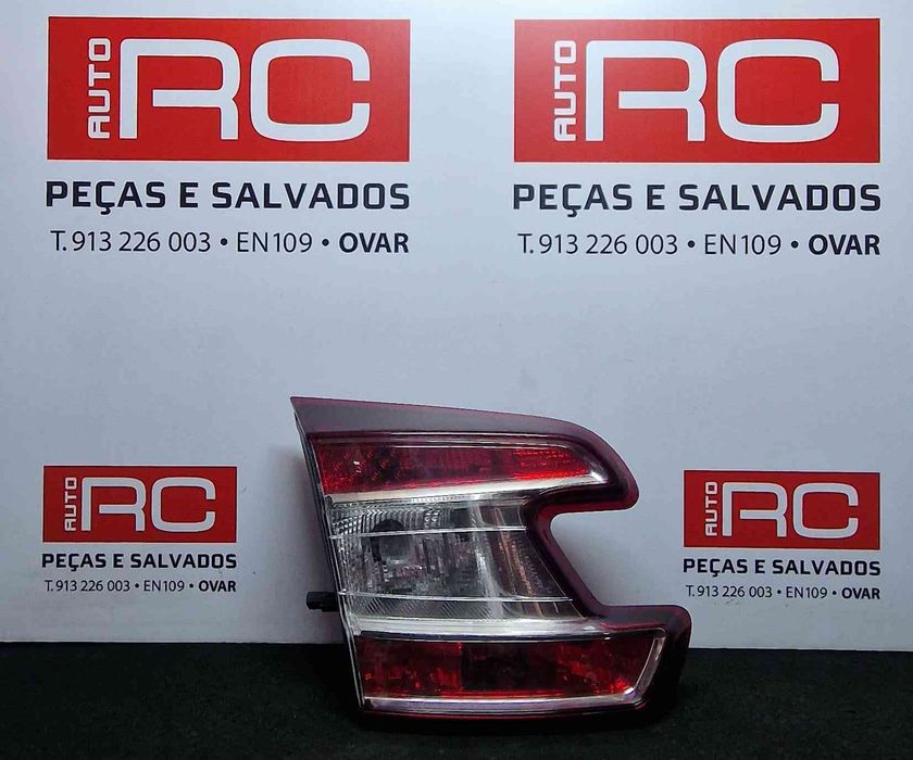 Farolim da Mala Esquerdo 265550028R - RENAULT MEGANE III Hatchback