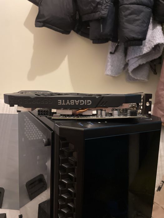 Karta graficzna RTX 1660 Super