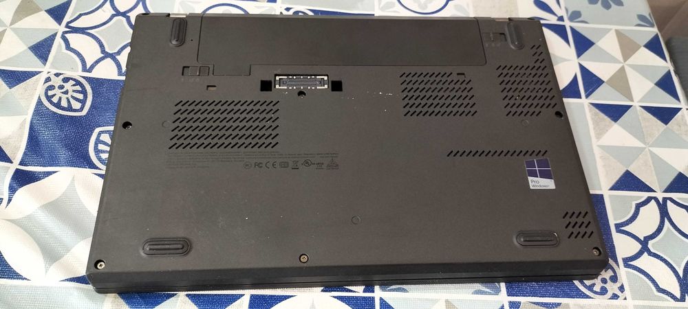 Lenovo X260 Laptop, Intel Core i5-6200U, 2.3/2.4 GHz (22)64751097622914124