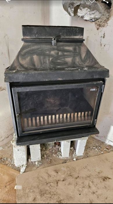 Kominek pod zabudowę