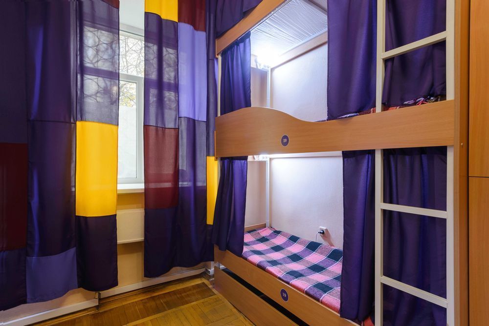 Мережа хостелів підвищеного комфорту Київ Усі райони Vip Хостел