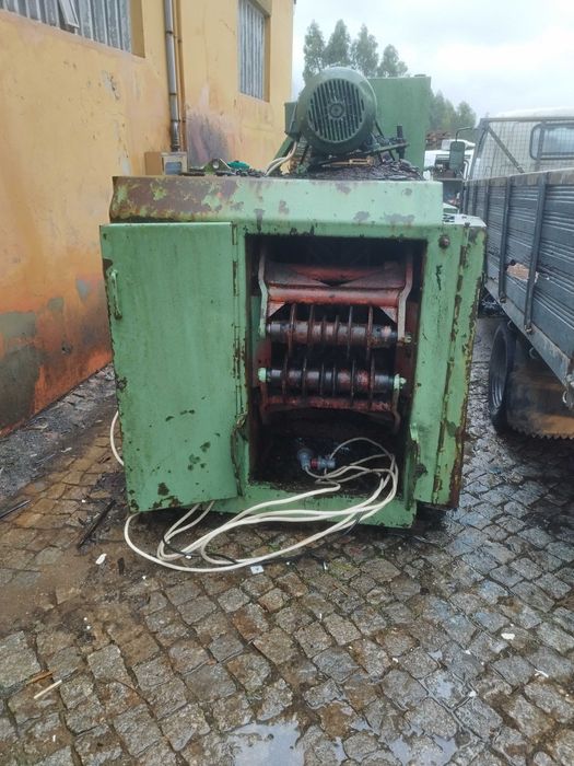 Descascadeira de pinho