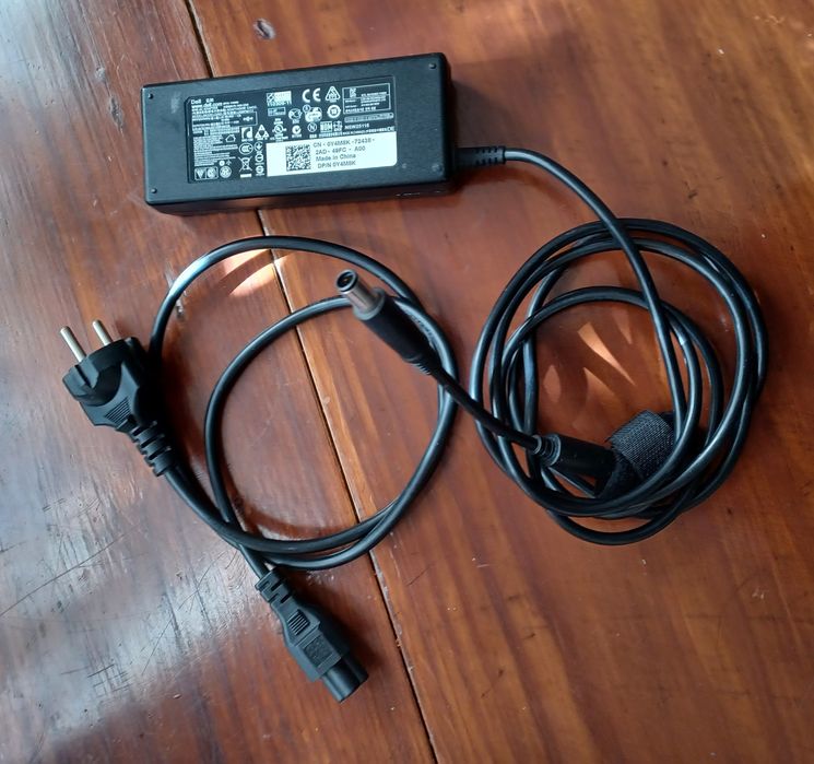 Portátil DELL Inspiron 7520 - i7 2.20Ghz - 6GB - 700GB