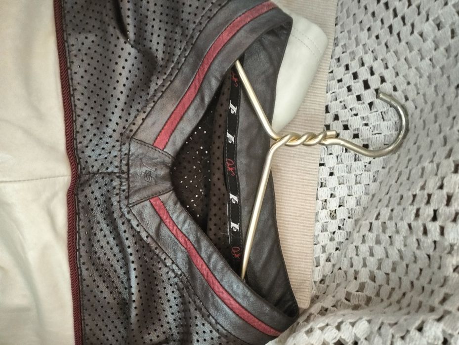 Продам шкіряну футболку