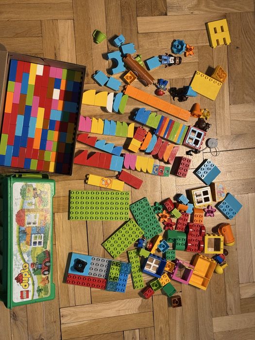 Lego Duplo rozne zestawy 2.4 kg