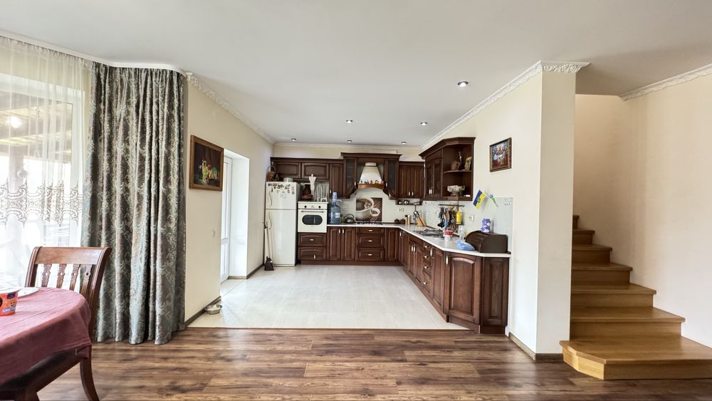 Продаж будинку с Крилос 25 км від м Івано-Франківська