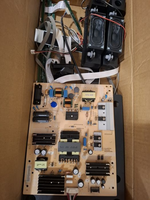 Części do telwwizora 4K Philips 55PUS6754/12