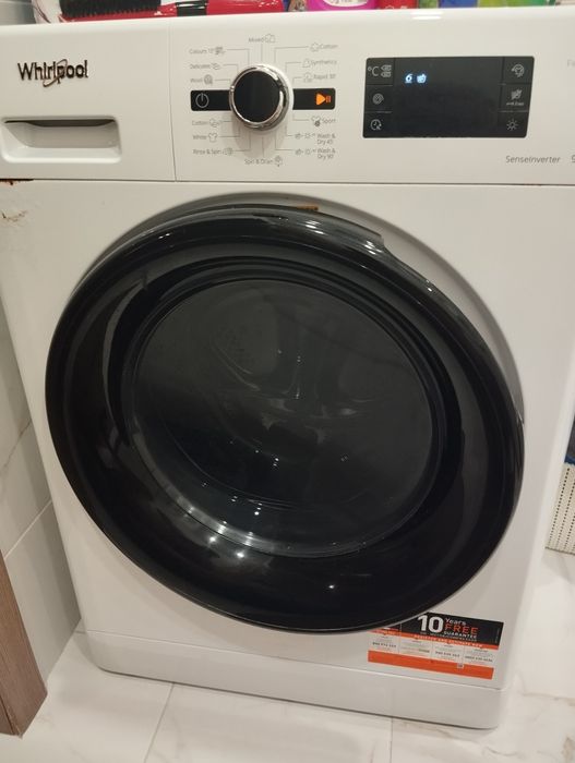 Продам стиральную машинку сушилку